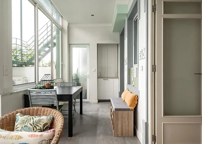 T2 With Ac And Patio Near Av Da Liberdade By Lisbeyond *