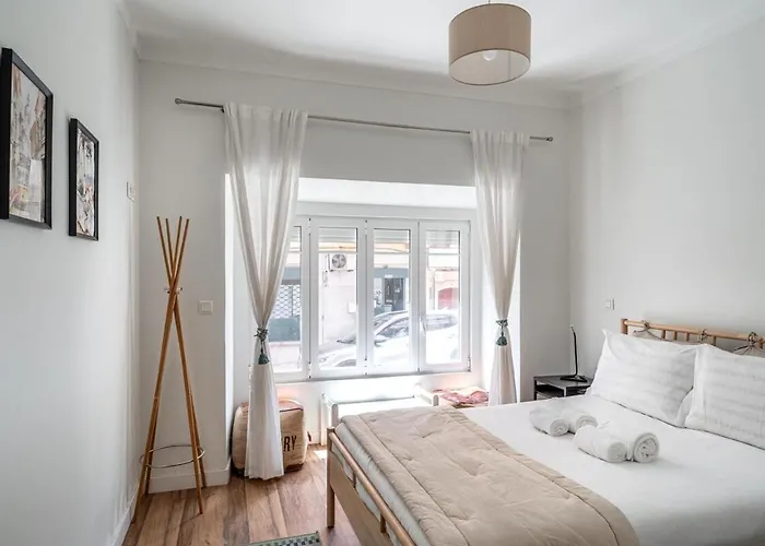 Apartmán T2 With Ac And Patio Near Av Da Liberdade By Lisbeyond