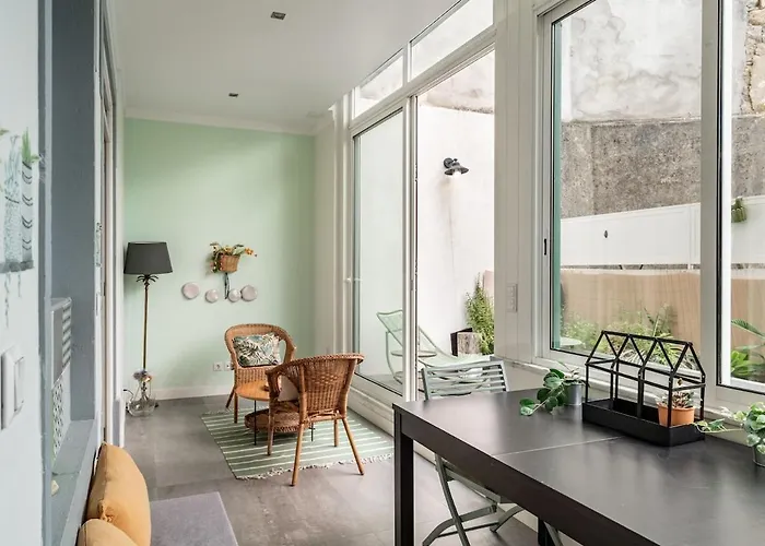 T2 With Ac And Patio Near Av Da Liberdade By Lisbeyond *