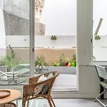 شقة The Terrace Hideout | 2br Near Av. Da Liberdade By Lisbeyond *