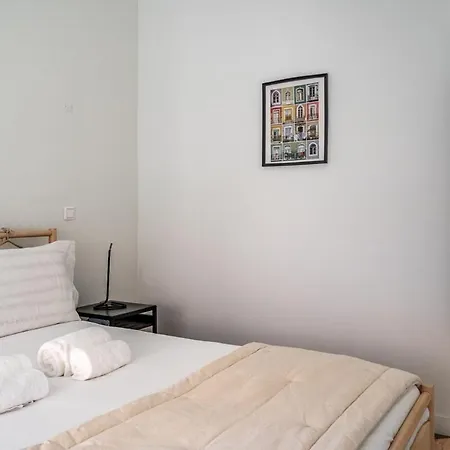 T2 With Ac And Patio Near Av Da Liberdade Apartamento