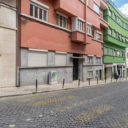 T2 With Ac And Patio Near Av Da Liberdade By Lisbeyond